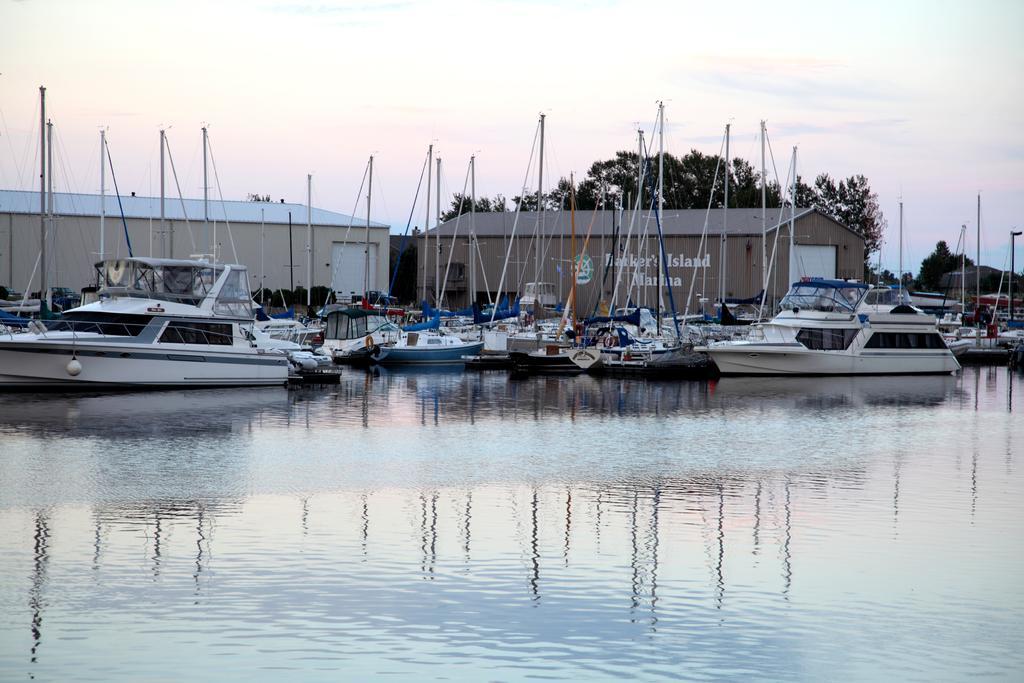 Barkers Island Inn Resort & Conference Center Superior Exterior foto